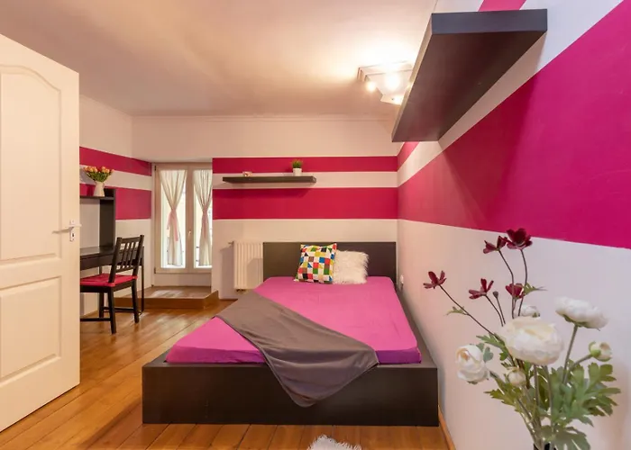 Buda Or Pest Apartment *